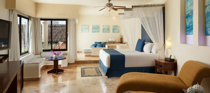 Azul Beach Accommodations - Azul Suites