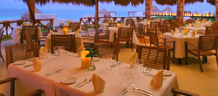 Azul Beach Dining - Blue International Restaurant