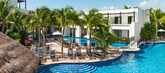 Azul Beach Accommodations - Jacuzzi Swim Up Junior Suites