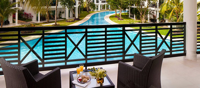 Azul Fives Accommodations - 1, 2 and 3 Bedroom Pool View Jacuzzi Suite