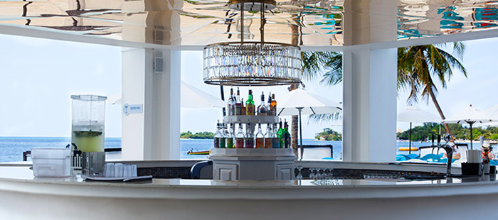 Azul Sensatori Jamaica Dining - Seven Mile Oceanfront Bar