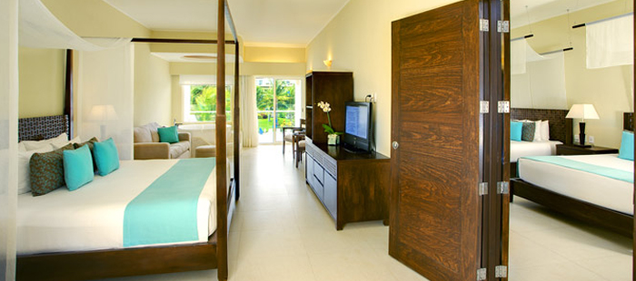 Azul Sensatori Mexico Accommodations - Connecting Luxury Jacuzzi Ocean View Suites